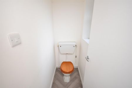 Kingsley Close, Pensby - Photo 2