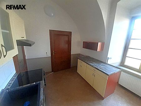 Pronájem bytu 2+1 v osobním vlastnictví 75 m², Blšany u Loun - Фото 2