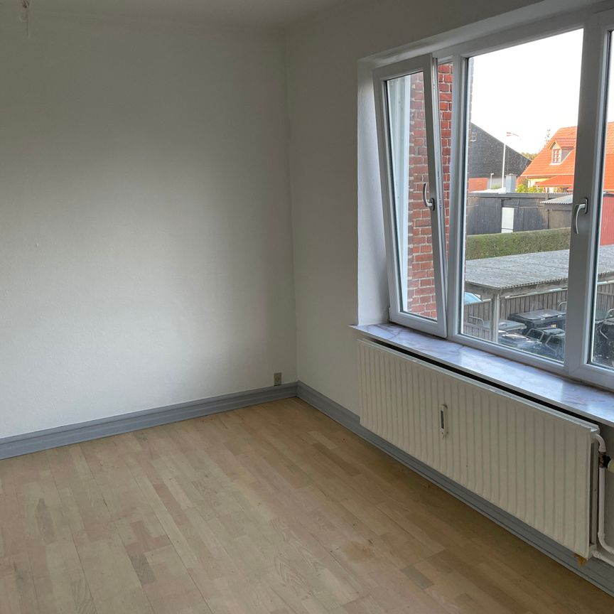 Stationsgade 6, st. tv. - Photo 1