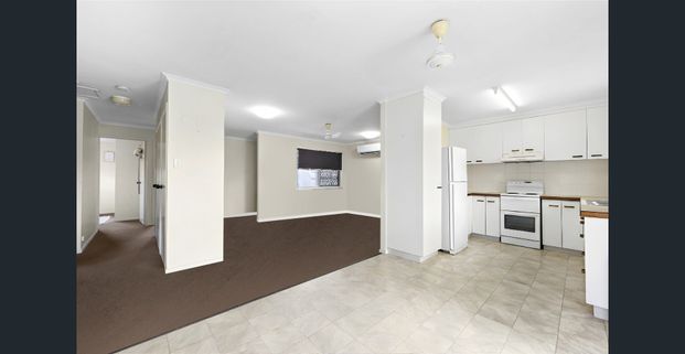 Family home ideally located !! - Photo 1