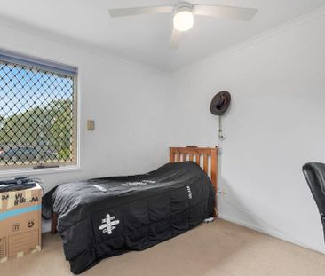 Three bedroom home - Photo 1