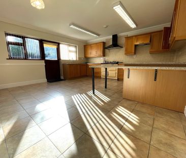 High Street, Garstang - Photo 5