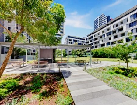 12 Defries Avenue, Sydney - Photo 2