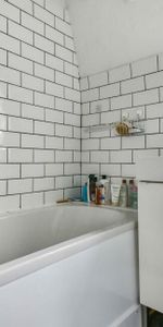 1 bedroom in a flat share to rent - Photo 4