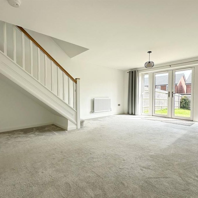 2 bedroom semi-detached house to rent - Photo 1