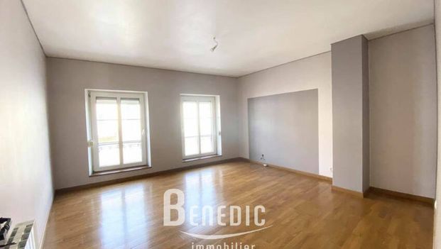 LOCATION F4 BOULAY CUISINE ÉQUIPÉE GARAGE ET TERRASSE - Photo 1