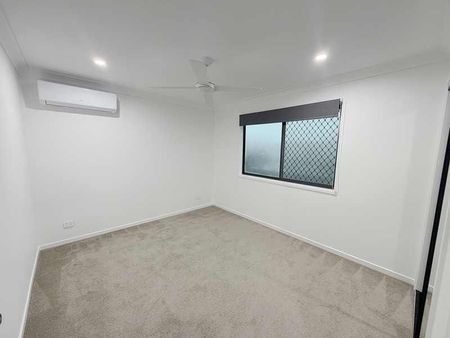 Modern 5-Bedroom Home with Full Air-Conditioning - Photo 4