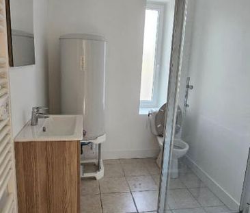 Location Appartement 2 pièces 45m² LILLE 59000 - Photo 5