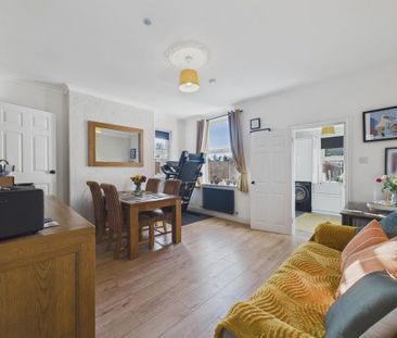 3 bedroom semi-detached house to rent - Photo 3