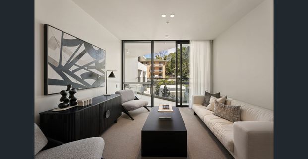 Unmatched Convenience & Connectivity - 6 Month Leases Available - Photo 1