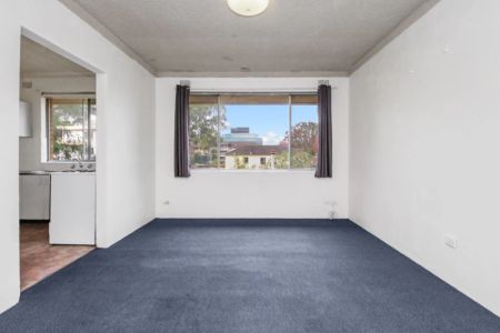 2/8 Fennell Street, North Parramatta. - Photo 2