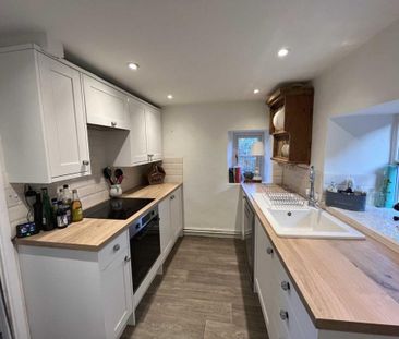 2 bedroom semi-detached house to rent - Photo 6