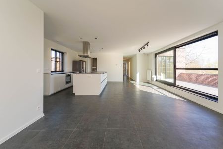 (GEEN domicilie mogelijk) Ruim nieuwbouwappartement te Lochristi - Photo 2