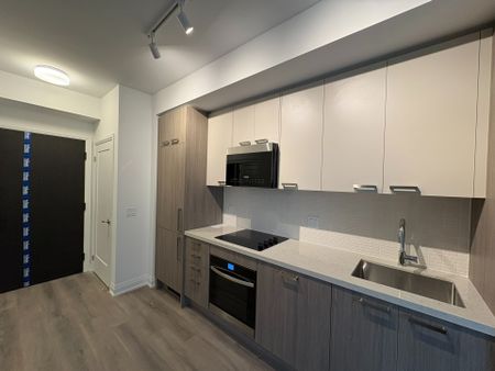 For Lease - 20 Soudan Avenue Unit# 2510, Toronto, Ontario - Photo 2