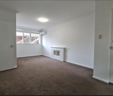 1/23 Gordon Street, Balwyn VIC 3103 - Apartment For Rent | Domain - Photo 2