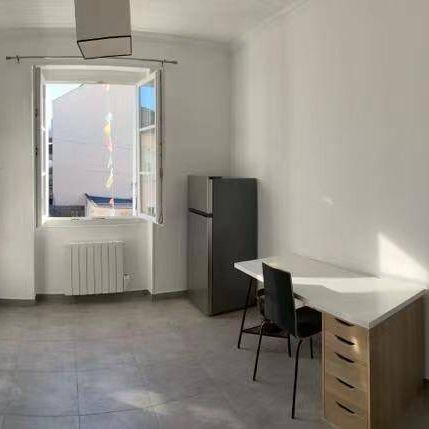 À louer T2 meublé centre-ville de Nantes - Photo 1