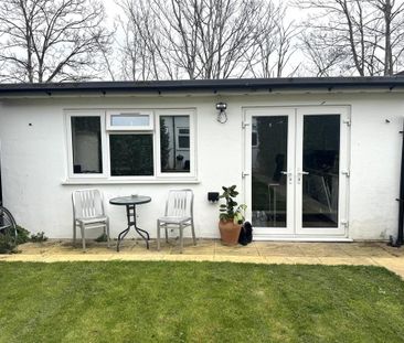 Studio to rent - Photo 6