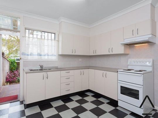 11 Lawson Street, Bondi Junction NSW 2022 - House For Rent | Domain - Photo 1