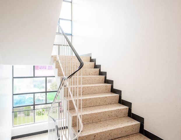 Gemütliche 2 Zimmerwohnung mit Balkon, Einbauküche und Stellplatz im beliebten Bielefeld Heepen - Photo 1