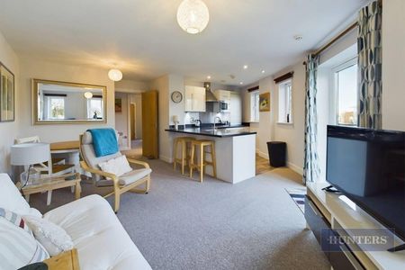 2 bedroom Flat To Let - Photo 5