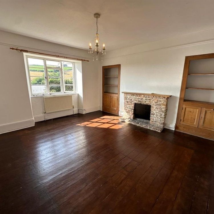 Ashcombe, Dawlish - Photo 1