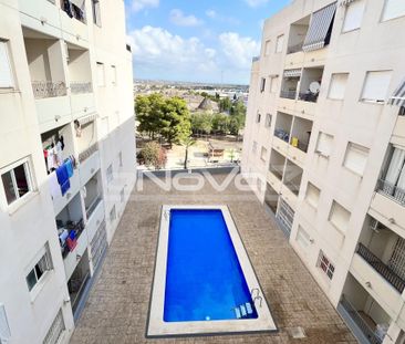 Atico with 1 bedroom in Torrevieja on San Emigdio street, - Photo 1