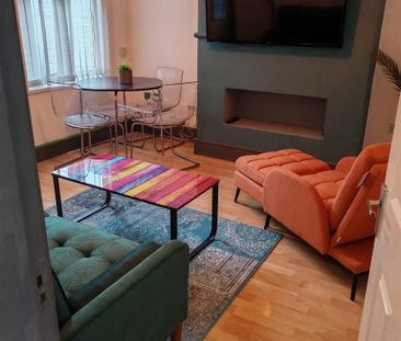 4 bedroom house share to rent - Photo 2