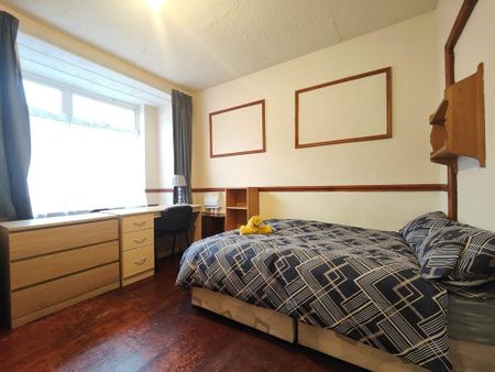 3 bedroom terraced house to rent - Photo 5