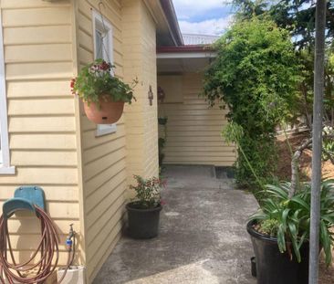 Two-Bedroom Home in Prime Mount Stuart Location - Photo 1