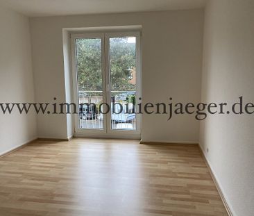 Zwischen EKZ Farmsen und Berner Au - Großzügige Etagenwohnung mit Balkon, Gäste-WC, Vollbad, 1.OG - Photo 3