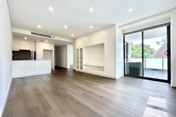 Ultra-modern two-bedroom apartment in central Burwood location - Photo 1