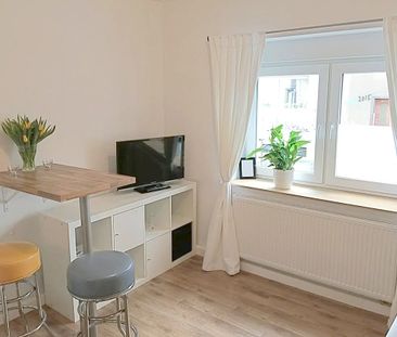 Miete inkl. Nebenkosten: 1.300 € pro Monat, inkl. Strom, inkl. Heizung - Photo 6