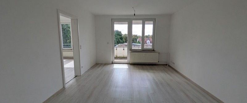 Mitten drin statt nur dabei: großzügige 3-Zimmer-Wohnung (WBS) - Photo 1