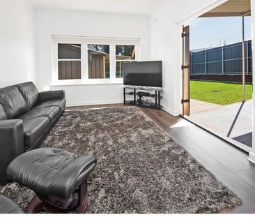 Magnificent family home, one not too miss! - Photo 1