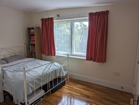 Stylish One Bedroom Annex Flat for Rent in Greenford - Photo 2