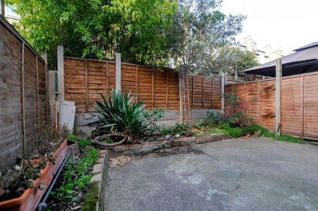 Princess May Road, Stoke Newington, N16 - Photo 2