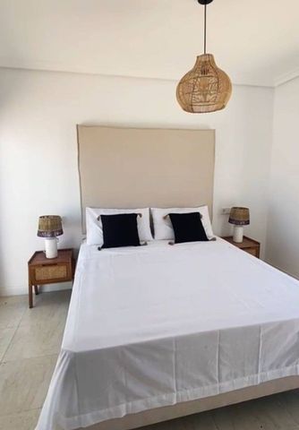 2 bedroom luxury penthouse for rent in Estepona, Spain - Photo 4