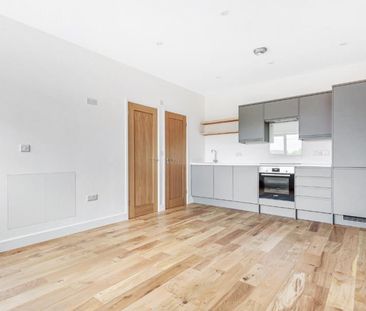 Genyn Road, Guildford, GU2 - Photo 2