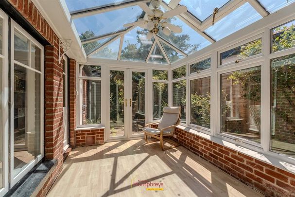 3 bedroom semi-detached house to rent - Photo 1