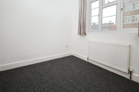 Warwick Gardens, London Road, Thornton Heath, CR7 7NB - Photo 3