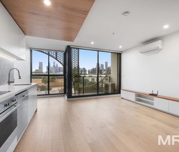 Gorgeous apartment at The Wallace - Photo 2