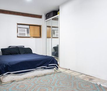 Spacious Family Home - Photo 3