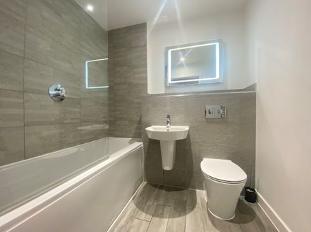 Edinburgh Gate, Harlow - Photo 4