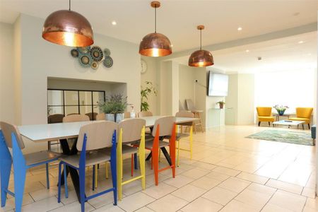 Studio to rent - Photo 2