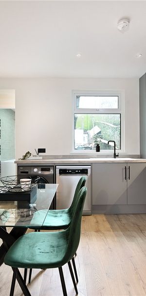 11 Norton Road, Southborough, TN4 0HE - Photo 1