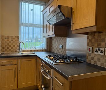 2 Bed Terraced House, West View, LS11 - Photo 6