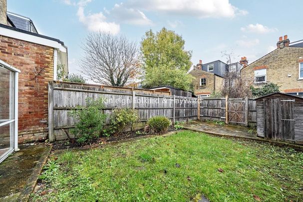 5 bedroom house to rent - Photo 1