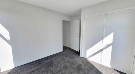 Two Bedroom Townhouse In Phillipstown - Photo 4