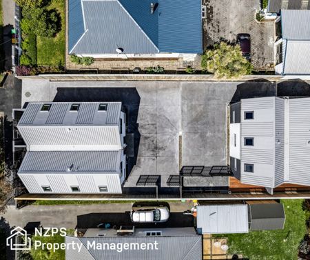 208 B Surrey Street, Saint Clair - Photo 2