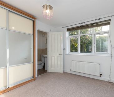 Buxton Road, Macclesfield, Cheshire, SK10 - Photo 3
